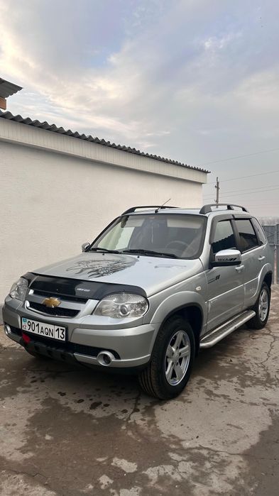 Нива Шевроле люкс 2014года