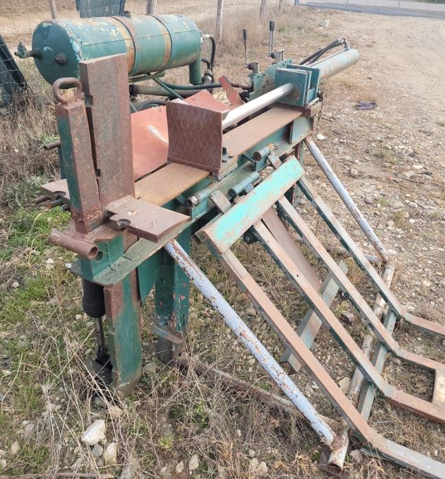 Crepator despicator lemn dupa tractor sau fix