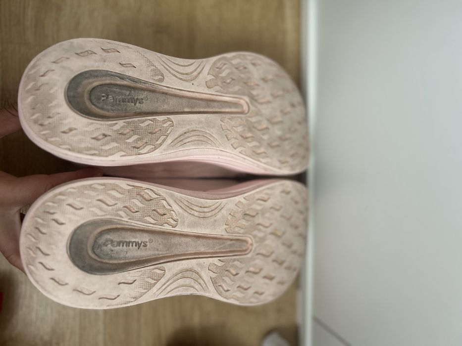 Спортни обувки Pammys.