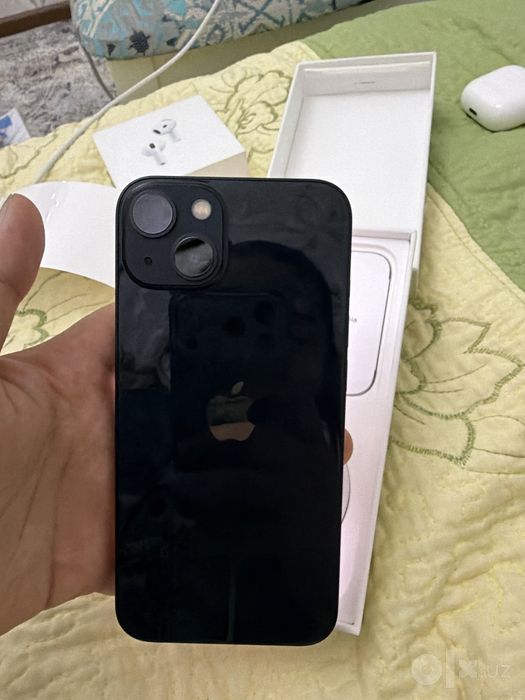 Продается Iphone 13