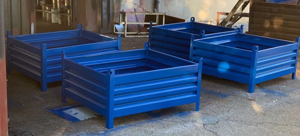 Метална палетна каса – затворен вариант-подходяща за складово ползване