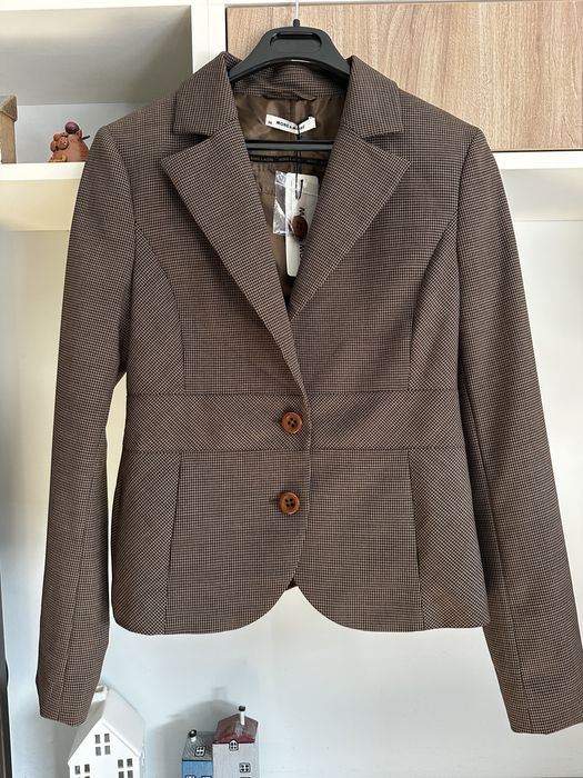 Costum de dama cu lana