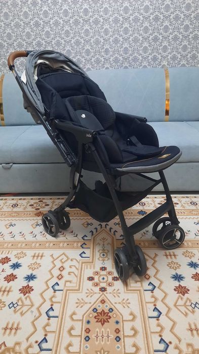 Срочно продам коляску