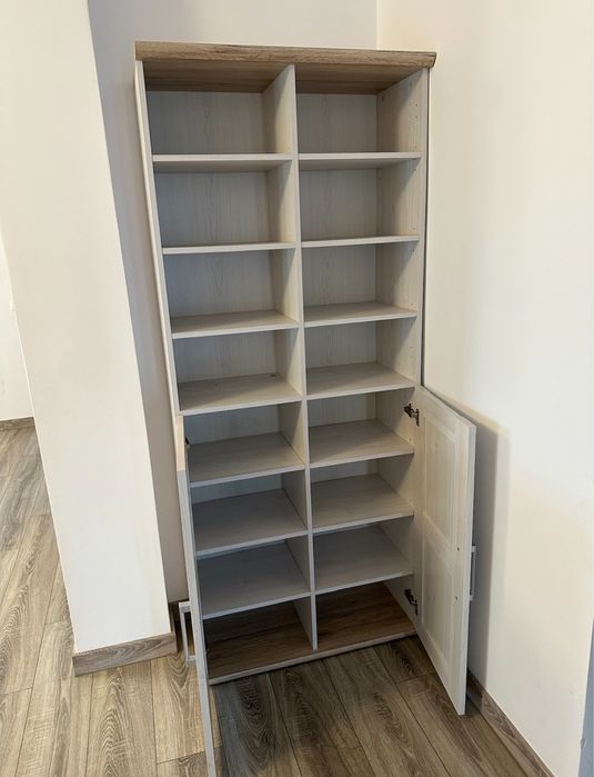 Mobilier (raft) pentru birou