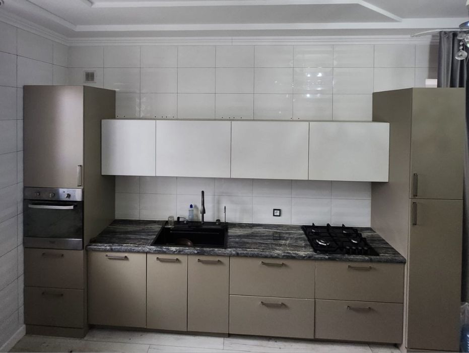 срочно продается кухонный гарнитур