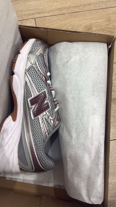 Продам new balans 40 р
