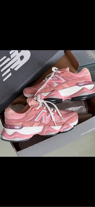 New Balance 9060