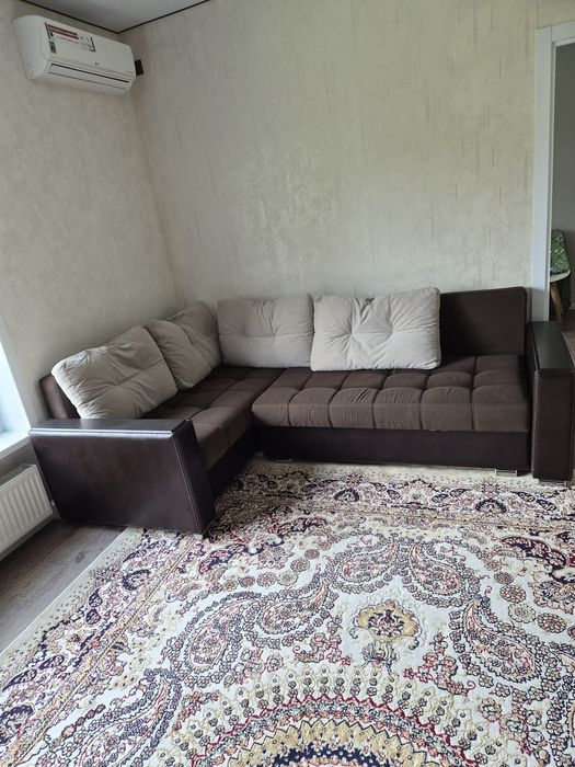 Продам диван 3 метра