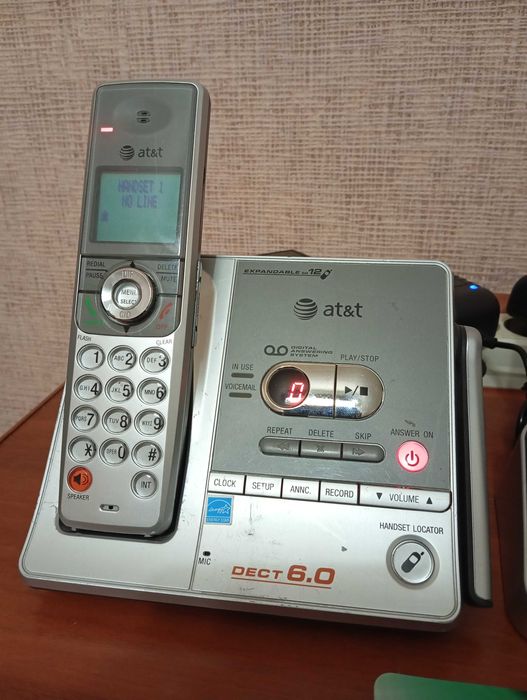 3 в 1! Продам радиотелефон AT&T три трубки на один телефонный номер.
