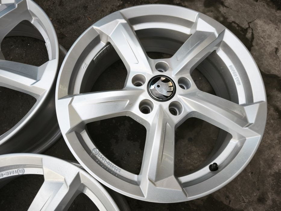 17" оригинални алуминиеви джанти за Skoda Octavia...