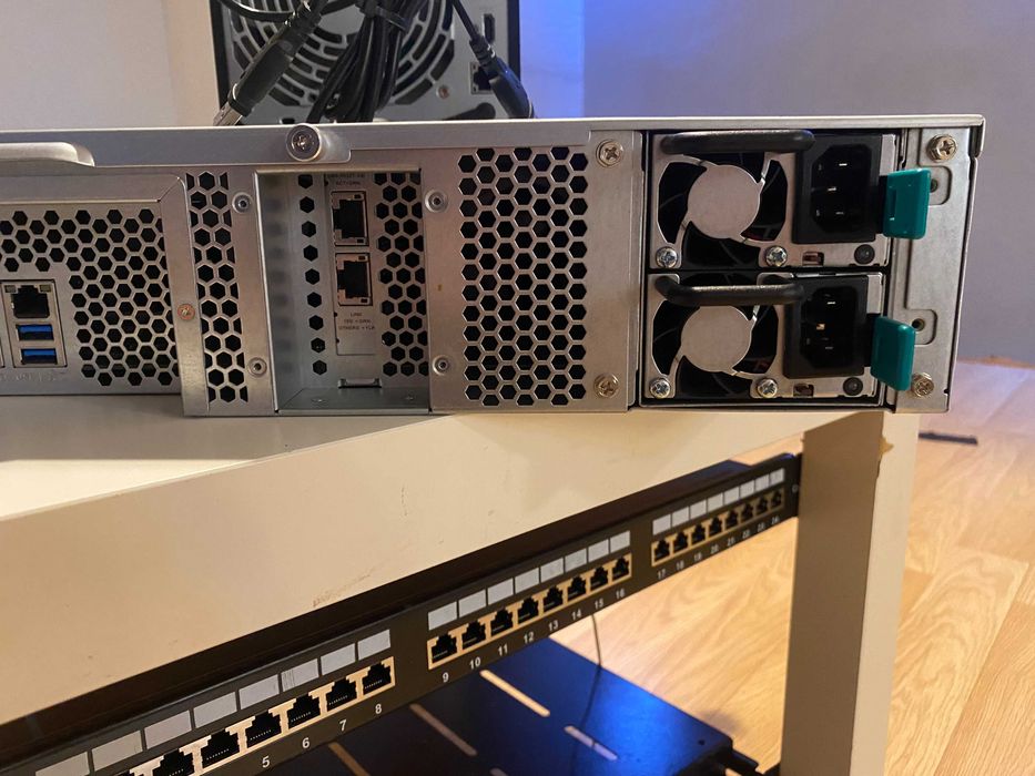 Мрежов сторидж масив QNAP TS-831XU-RP