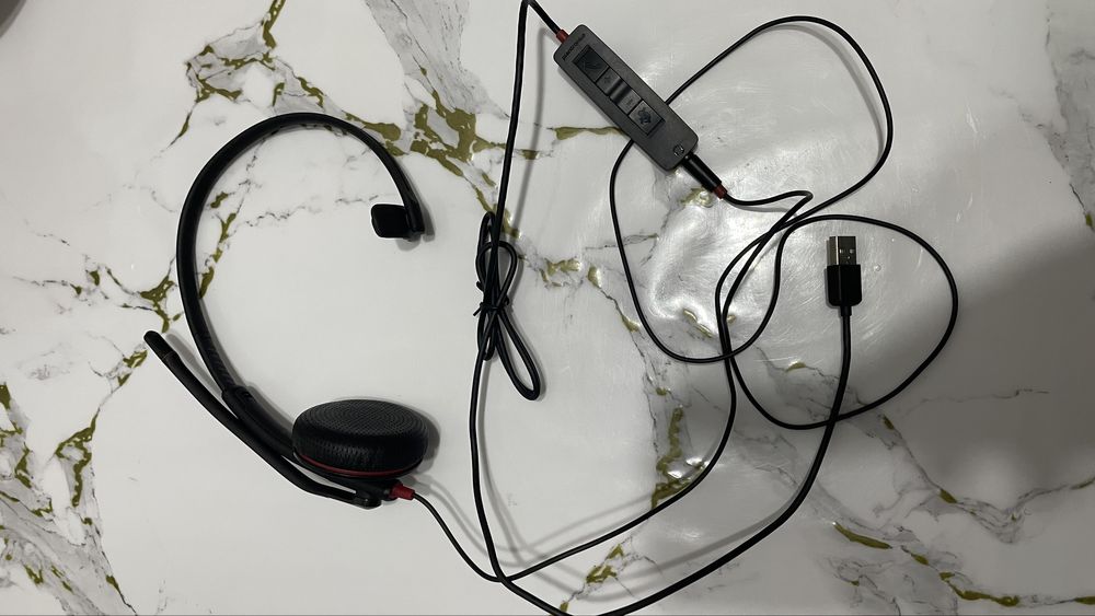 Наушники Planctronics