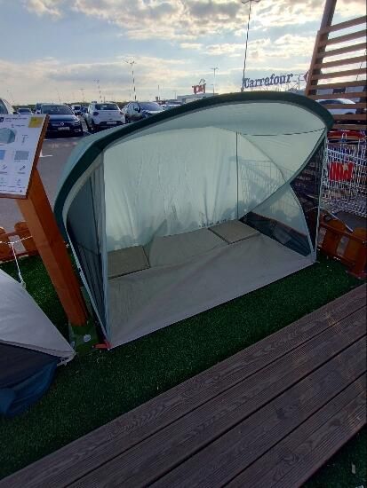 Adăpost cu bețe Camping Arpenaz 4 - produs resigilat Decathlon