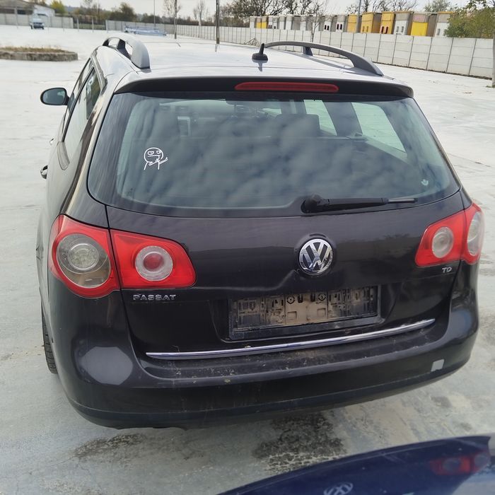 Bara spate Vw Passat B6 combi/Break an 2005-2010