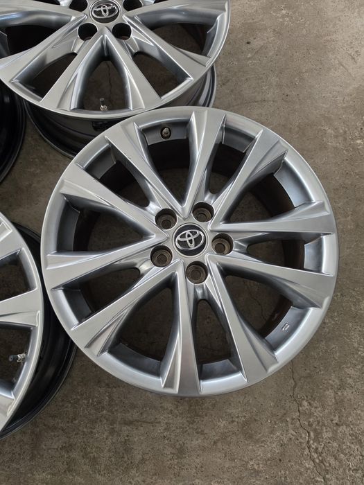 Джанти 18 / 5х114,3 - Toyota Rav4 и др. 5x114,3