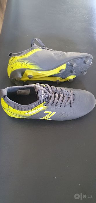Futbol krosovkasi butsi sorokonojka obuv бутсы сороконожка