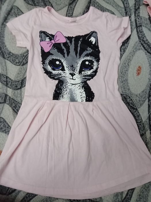 Платья и кофты на девочку