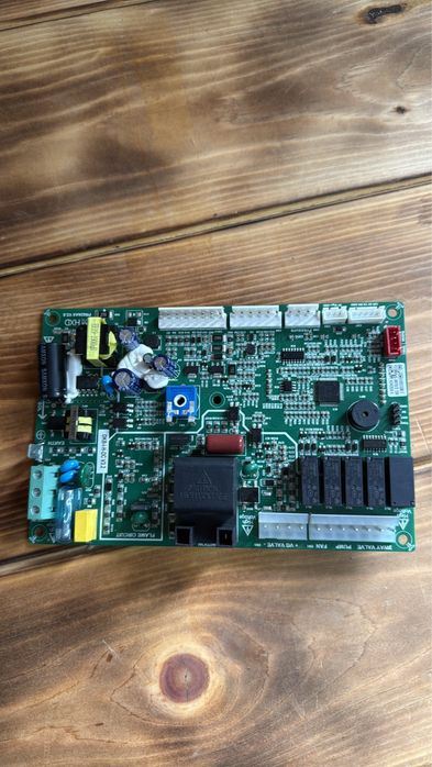 Плата на газовый котел Хуберт