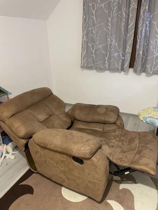 fotoliu extensibil(recliner cu suport pentru picioare)
