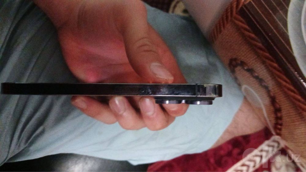 Iphone 14 pro сотилади сотаяния зор