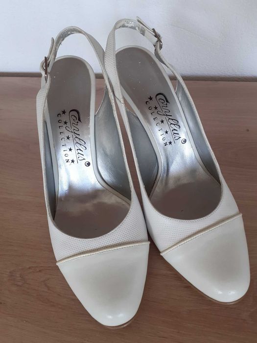 Pantofi albi Coryllus, marime 38