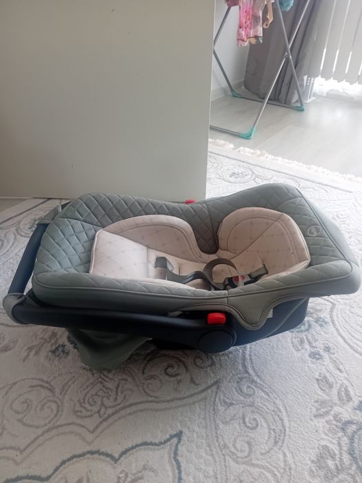Продам авто люльку
