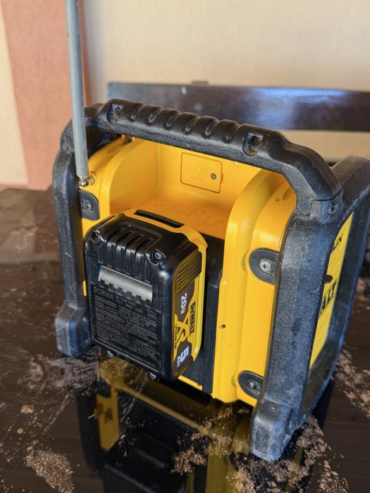 Radio de santier Dewalt in stare foarte buna
