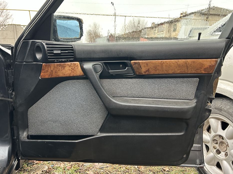 Дверные карты е34