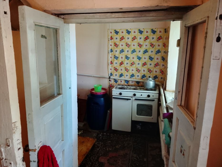 Уй сатылады Гоне каладан