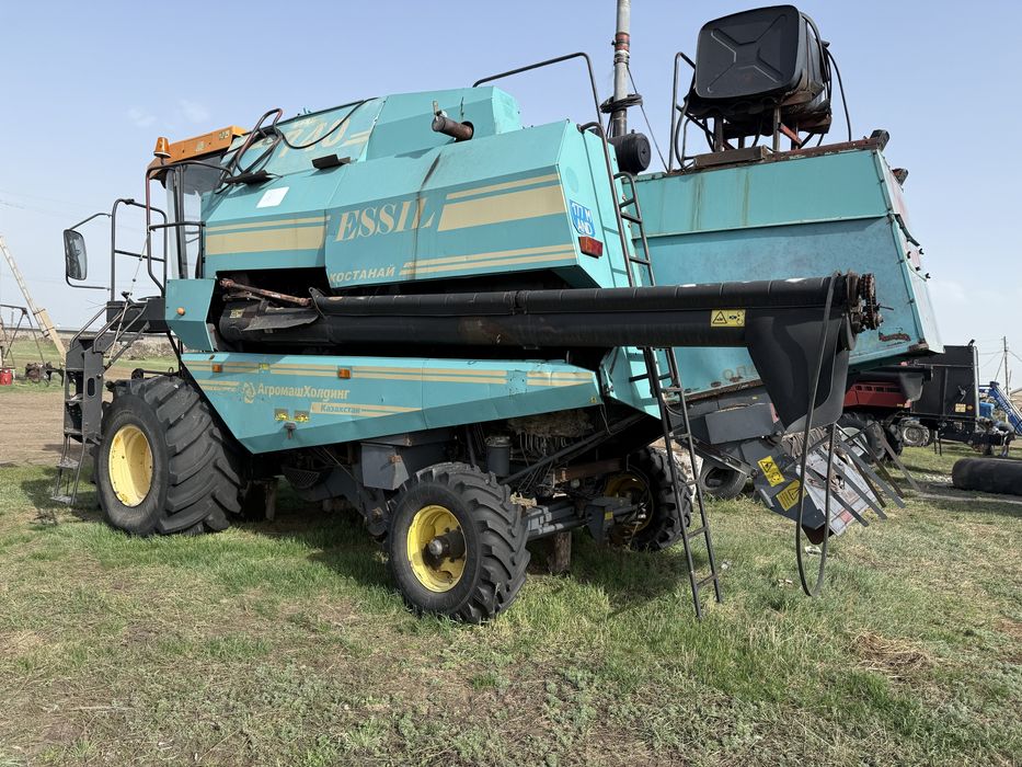 продам комбайн essil 740