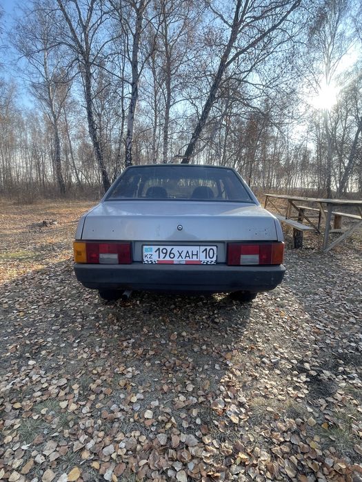 Продам ваз 2199 инжектор 2002