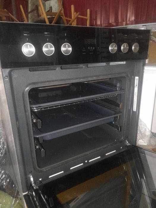 De Vânzare Plita și cuptor electric și mobila