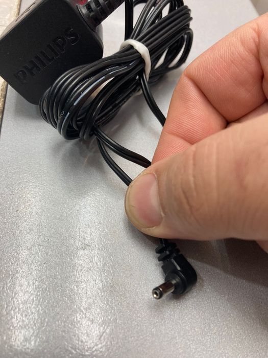 оригинални зарядни Ел машинки PHILIPS