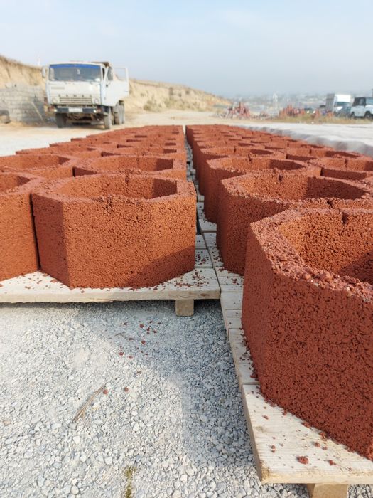 Восмигранник колонна мен тумбаға арналған блоктар