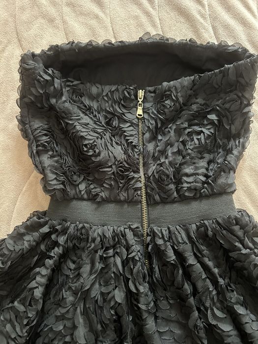 Официална рокля