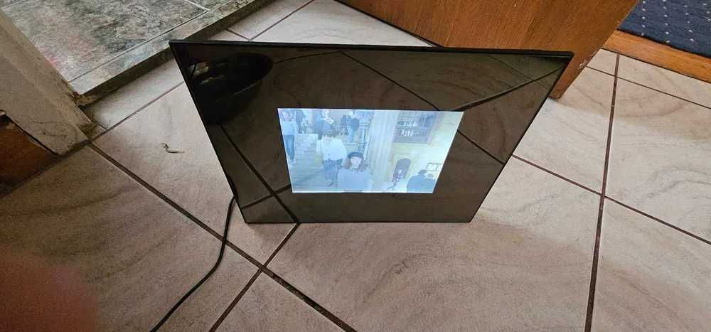 rama foto digitala cu telecomanda