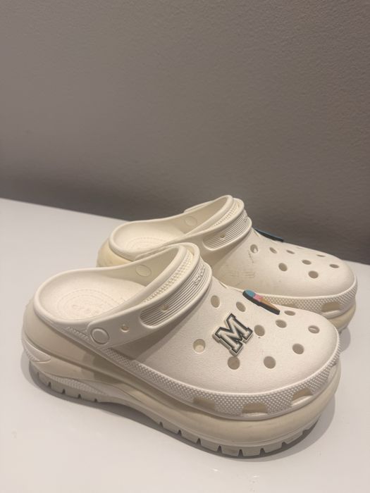 Продам crocs на подошве