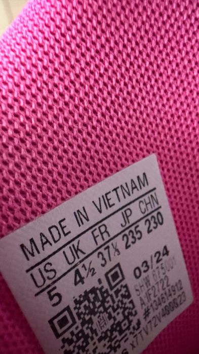 Маратонки Адидас 37 номер