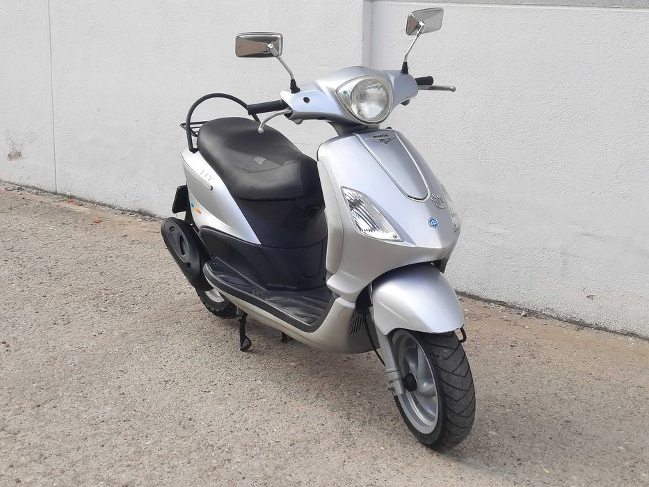 Scuter Piaggio Fly 50cc 4 timpi