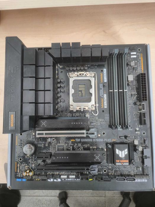 Дънна платка Asus Tuf GAMING B760M-PLUS