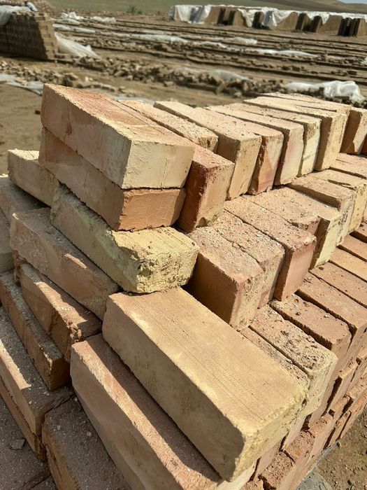 Кирпич жженый красны