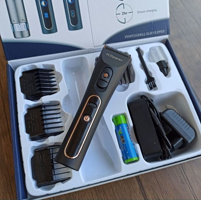 Maшинкa для Cтрижки Boлос iClipper X7
eCT