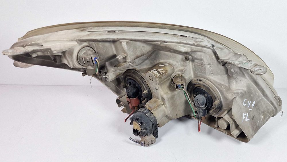 Ляв Фар Toyota Corolla Verso Тойота Корола Версо 2000-2004