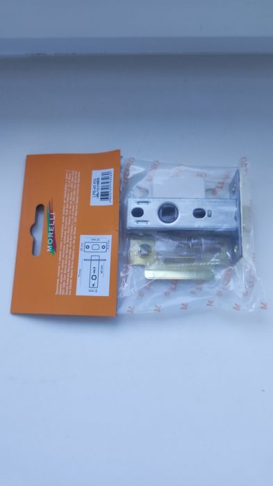 Продам дверную фурнитуру