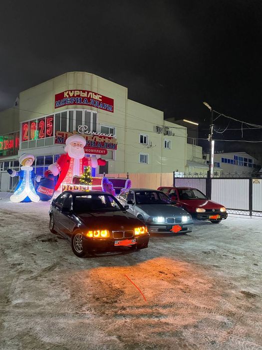 Продам БМВ е 36 седан