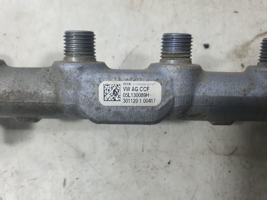 Rampa injectoare 2.0 tdi dtrd dtrb dtra 05l130089h Audi A5 2 (F5) (fa