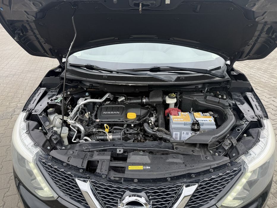 NISSAN QAHQAI 1.6 diesel ,4x4 , an 2015