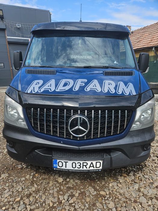 Vând microbuz sprinter 2015 ,8+1 locuri ,12000 euro
