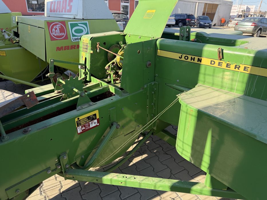 Presa baloti/balotiera john deere 332 A,claas markant 51