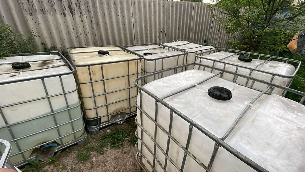 Продам кубовые емкости